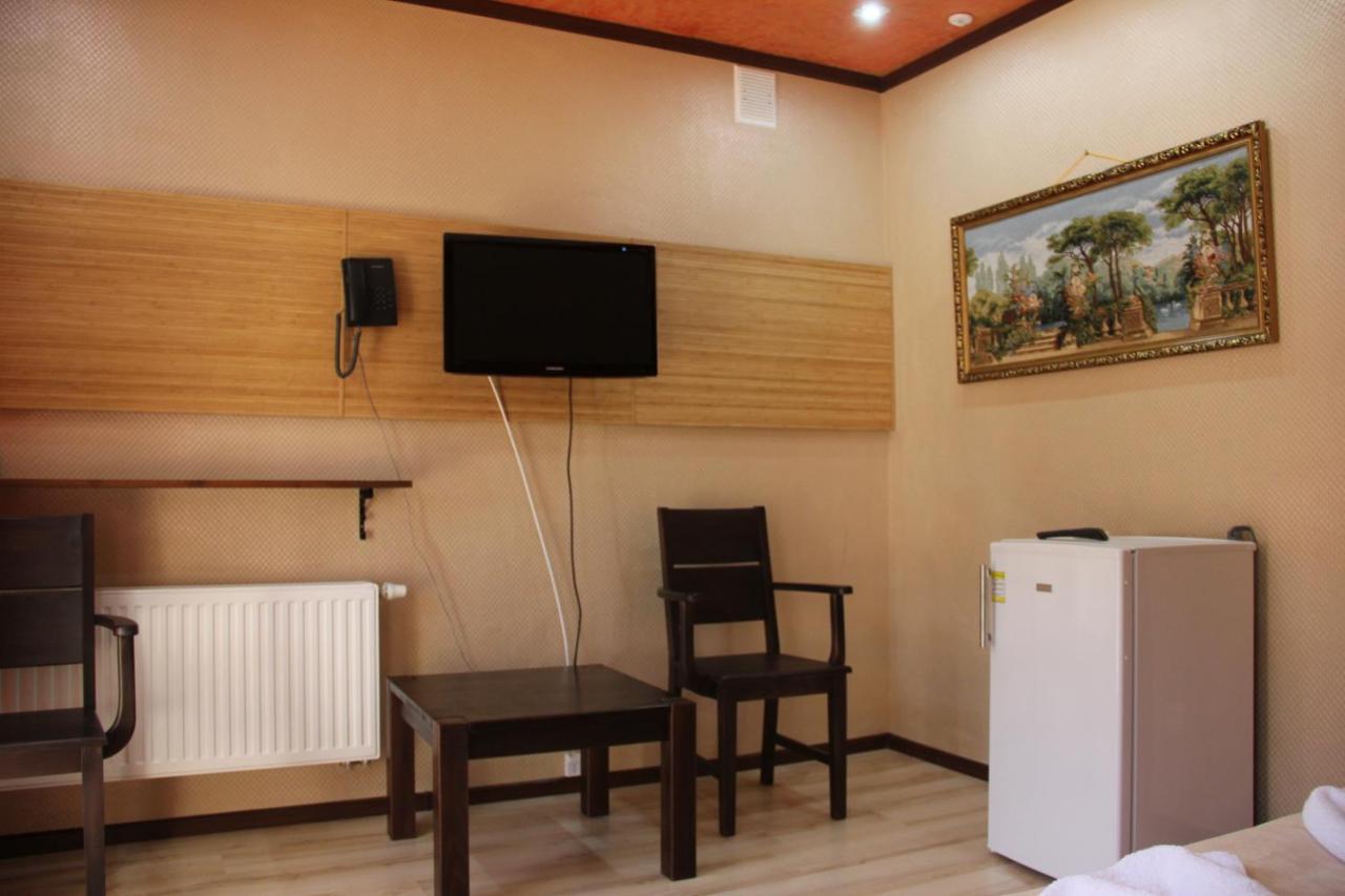 Mishyn-City Hotel Dobrovlyany Εξωτερικό φωτογραφία