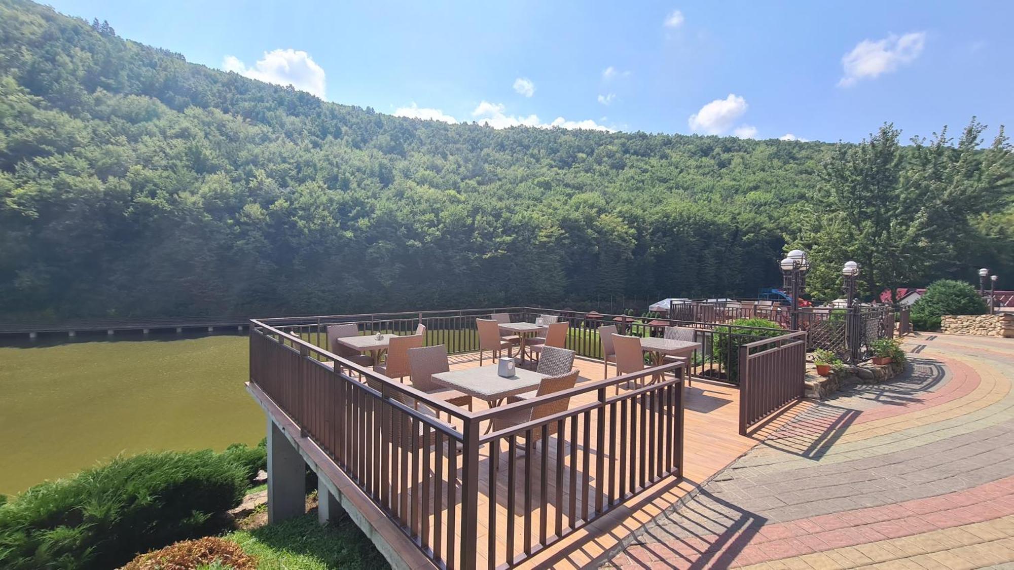 Mishyn-City Hotel Dobrovlyany Εξωτερικό φωτογραφία